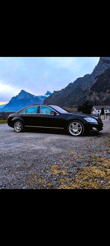 Blau Gebraucht 2008 Mercedes S450 Limousine | 16.500 € - Bild 1/4