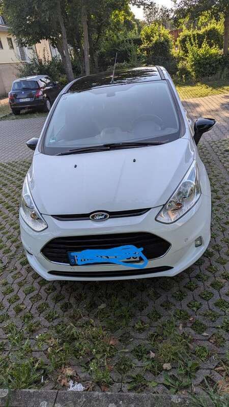 Weiß Gebraucht 2018 Ford B-MAX Colourline Van / Kleinbus | 10.100 € (Fairer Preis) - Bild 1/4