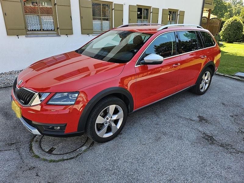 Rot Gebraucht 2019 Skoda Octavia Kombi | 23.500 € (Etwas zu teuer) - Bild 1/4