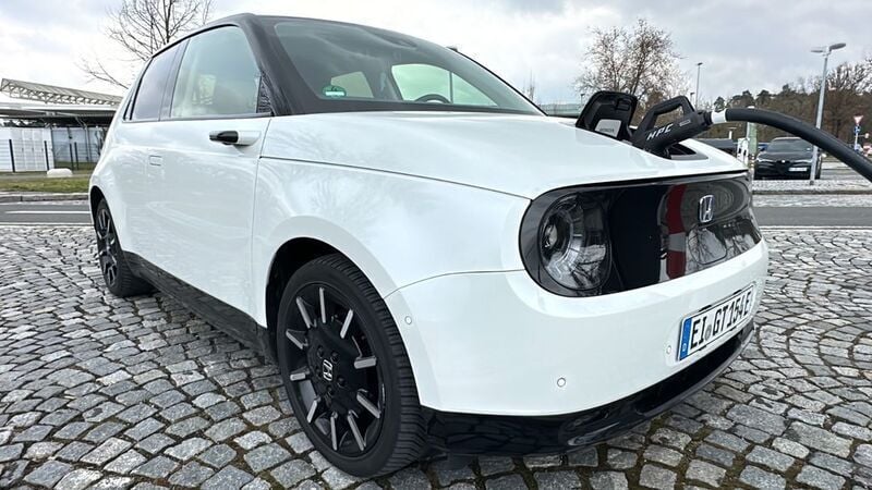 Weiß Gebraucht 2022 Honda e Advance Kleinwagen | 16.500 € (Guter Preis) - Bild 1/1