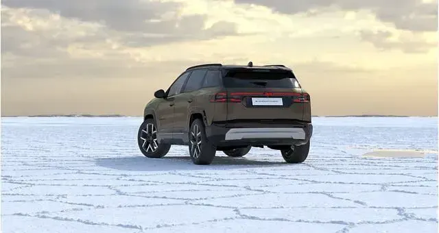 Gebraucht Jeep Compass 156 kW (213 PS) 2025 Grün (amazonia green mit dach in vulcano black) SUV