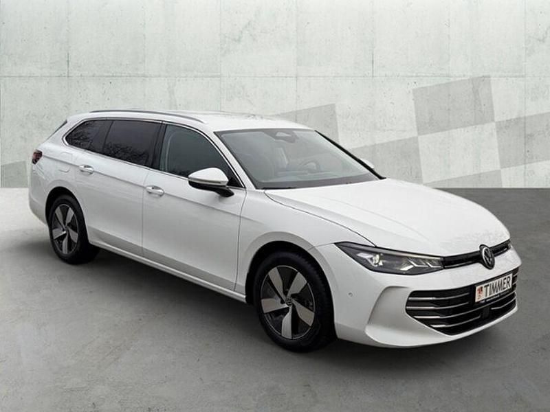 Gebraucht VW Passat Business 150 PS (110 kW) 2025 Andere Limousine