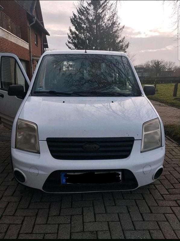 Weiß Gebraucht 2009 Ford Tourneo Kombi | 2.550 € (Fairer Preis) - Bild 1/3