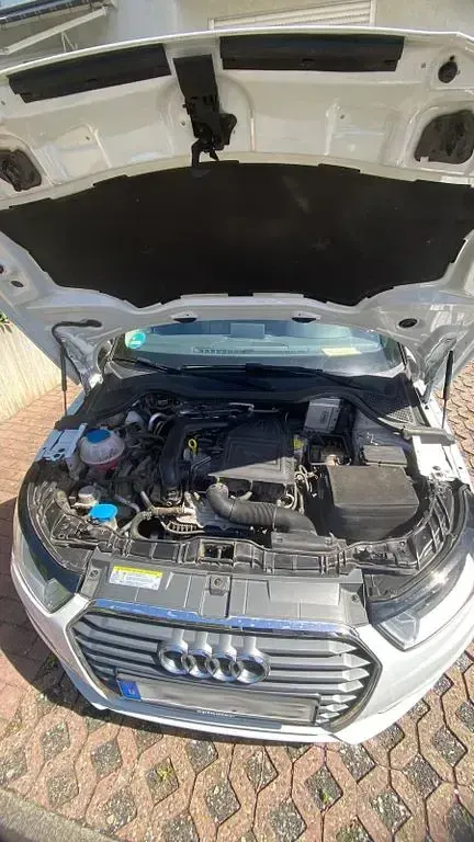 Gebraucht Audi A1 Sport 82 PS (60 kW) 2017 Weiß Kleinwagen