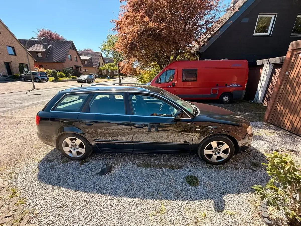 Second-hand Audi A4 140 CP (102 kW) 2006 Negru Break