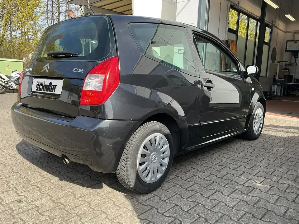 Gebraucht Citroën C2 Tonic 60 PS (44 kW) 2009 (sonderfarbe)  noir obsidien Kleinwagen