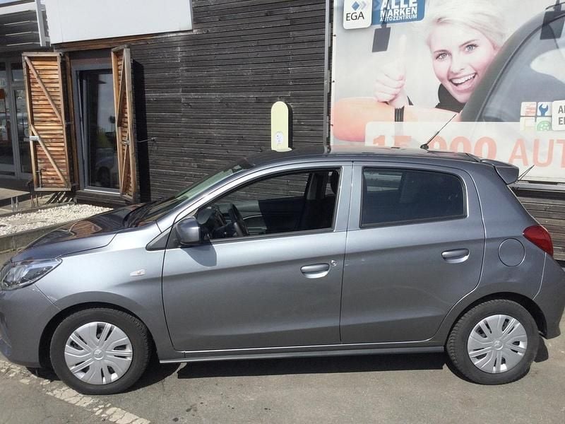 Gebraucht Mitsubishi Space Star Select 71 PS (52 kW) 2023 Grau Kleinwagen