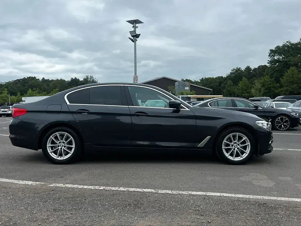 Gebraucht BMW 520 Sport Line 190 PS (139 kW) 2019 Limousine