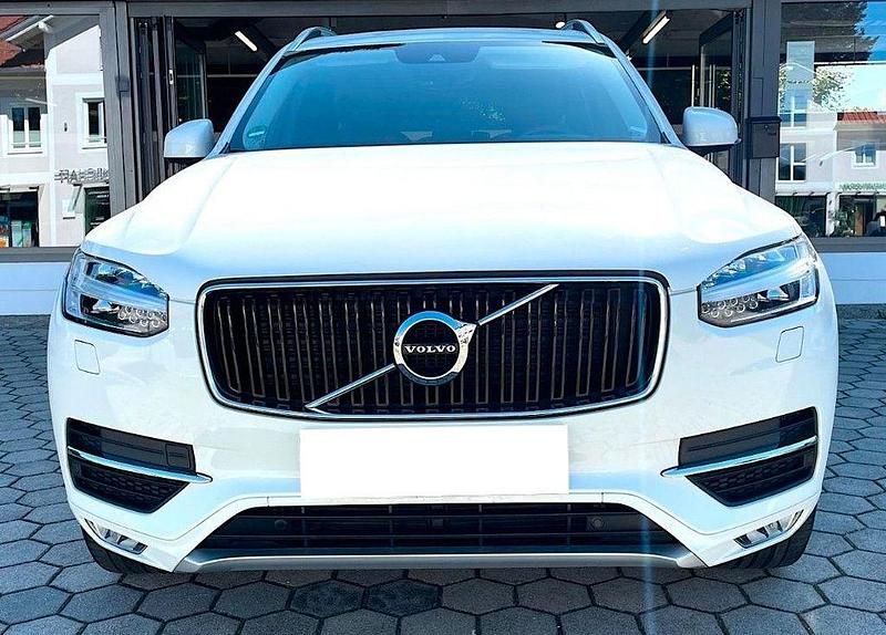 Gebraucht Volvo XC90 Momentum 235 PS (172 kW) 2018 Weiß SUV