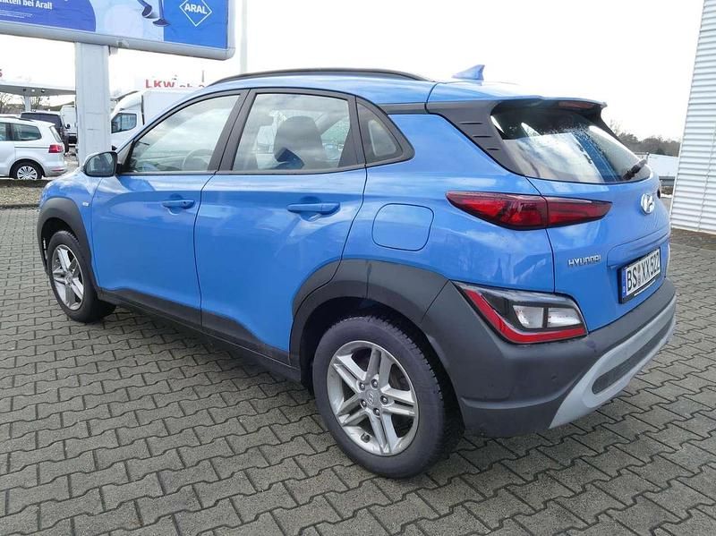 Gebraucht Hyundai Kona 136 PS (100 kW) 2021 Surfyblue SUV