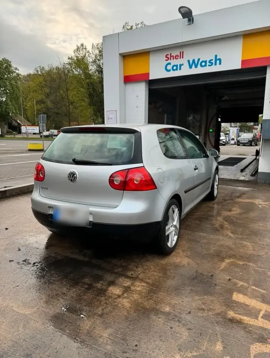 Gebraucht VW Golf 75 PS (55 kW) 2003 Silber Coupé