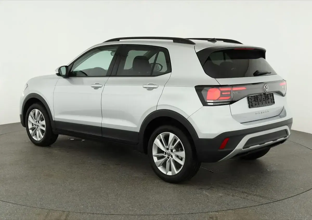 Neu VW T-Cross Life 116 PS (85 kW) 2025 Clear blue metallic SUV