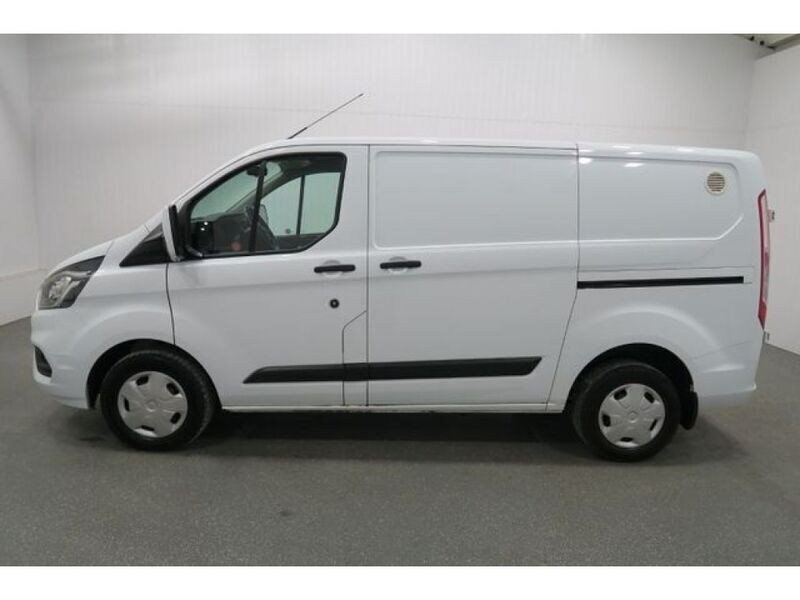 Gebraucht Ford Transit Custom 131 PS (96 kW) 2020 Frostweiß Van