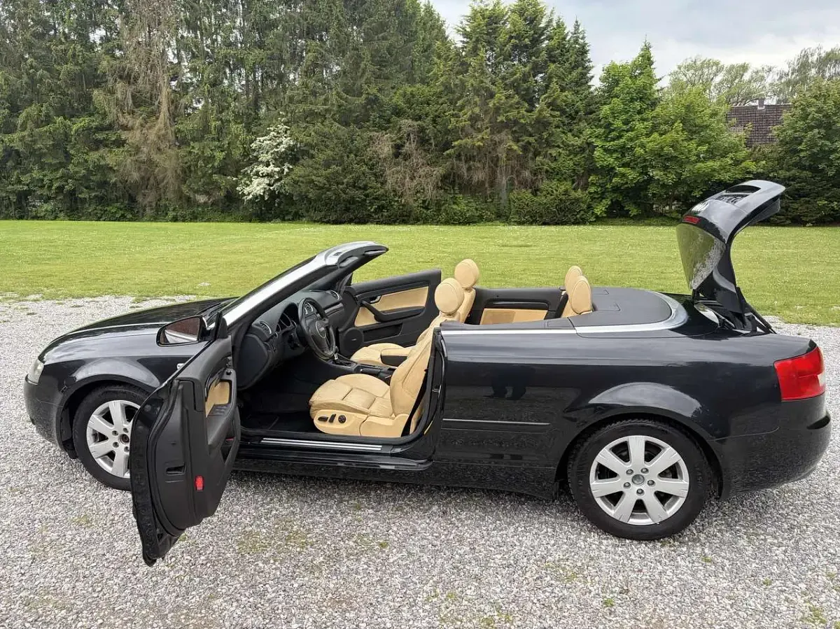 Gebraucht Audi A4 Cabriolet 163 PS (119 kW) 2005 Schwarz Cabrio
