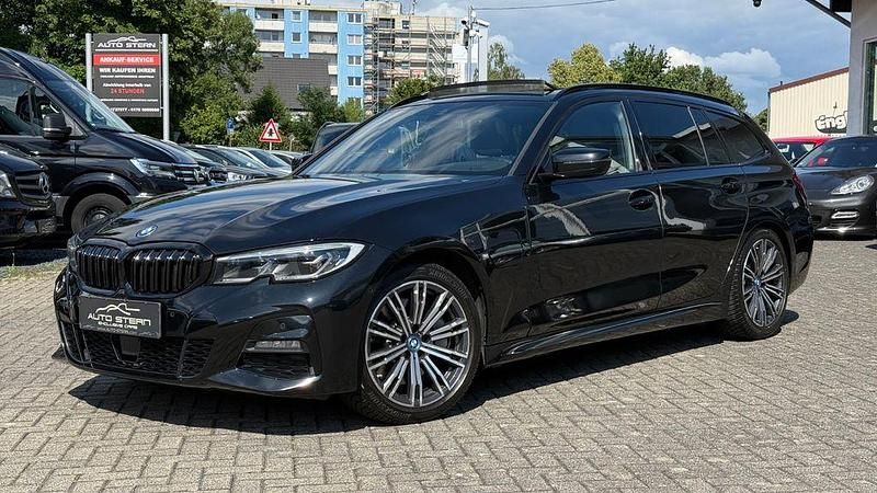 Schwarz Gebraucht 2021 BMW 330e M Sport Kombi | 23.950 € (Fairer Preis) - Bild 1/4