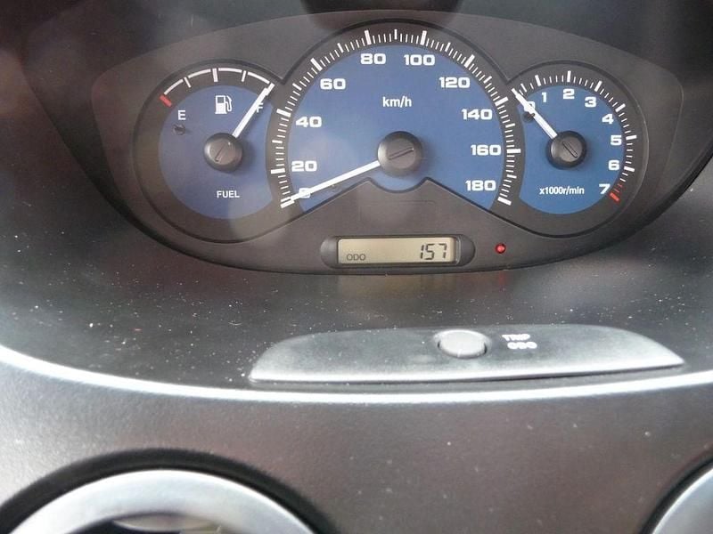 Rot Gebraucht 2009 Chevrolet Matiz Kleinwagen | 5.690 € - Bild 1/4