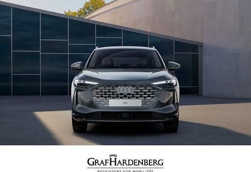 Neu Audi Q5 Comfort 299 PS (219 kW) 2025 Grau SUV