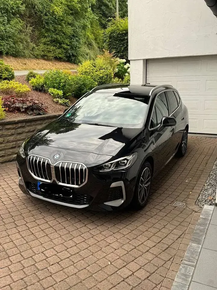 Gebraucht BMW 225 Active Tourer 245 PS (180 kW) 2022 Schwarz Van / Kleinbus