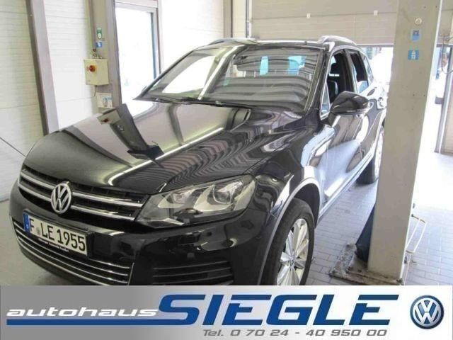 Schwarz metallic Gebraucht 2013 VW Touareg SUV | 30.940 € - Bild 1/4