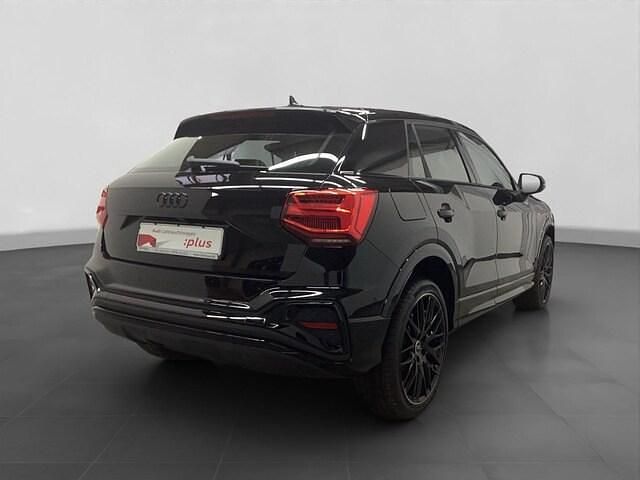 Neu Audi Q2 S-Line 150 PS (110 kW) 2026 Mythosschwarz metallic SUV