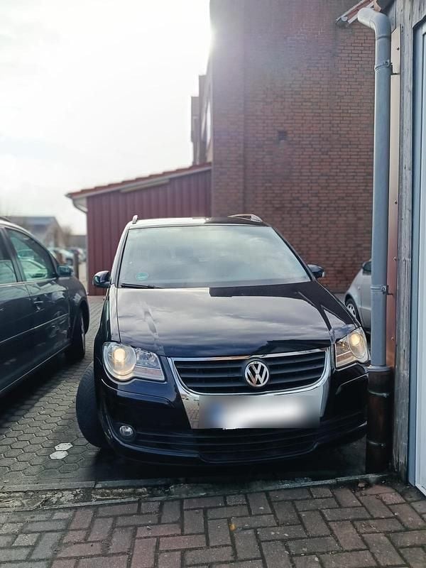 Gebraucht VW Touran 105 PS (77 kW) 2008 Blau Van / Kleinbus