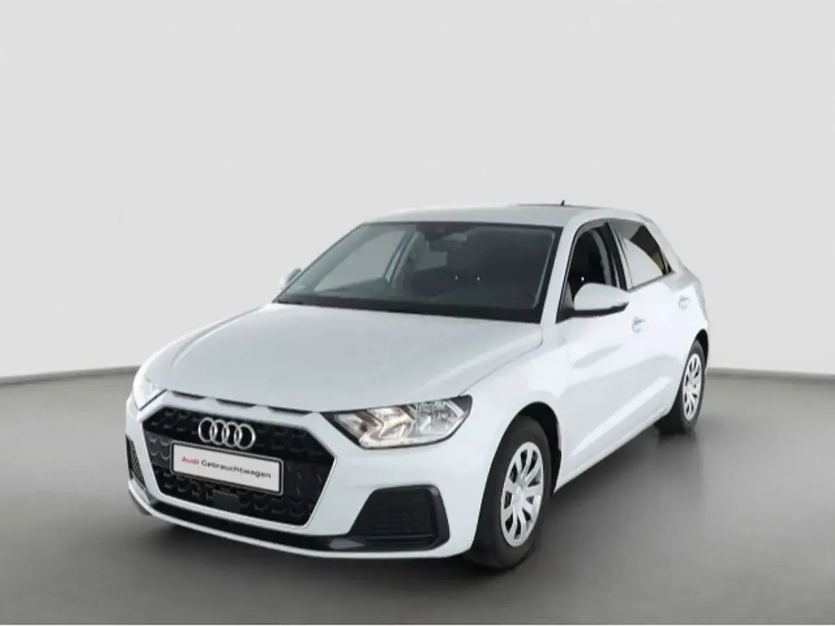 Używany Audi A1 Advanced Plus 116 KM (85 kW) 2025 Biały SUV