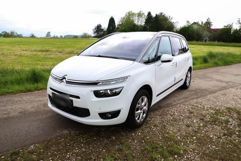 Weiß Gebraucht 2016 Citroën Grand C4 Picasso Van / Kleinbus | 9.499 € (Fairer Preis) - Bild 1/4