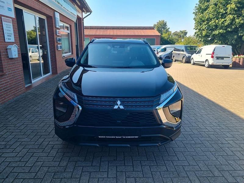 Gebraucht Mitsubishi Eclipse Cross Basis 188 PS (138 kW) 2021 Schwarz SUV