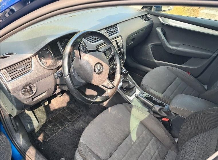 Gebraucht Skoda Octavia Style 179 PS (131 kW) 2016 Blau Kleinwagen