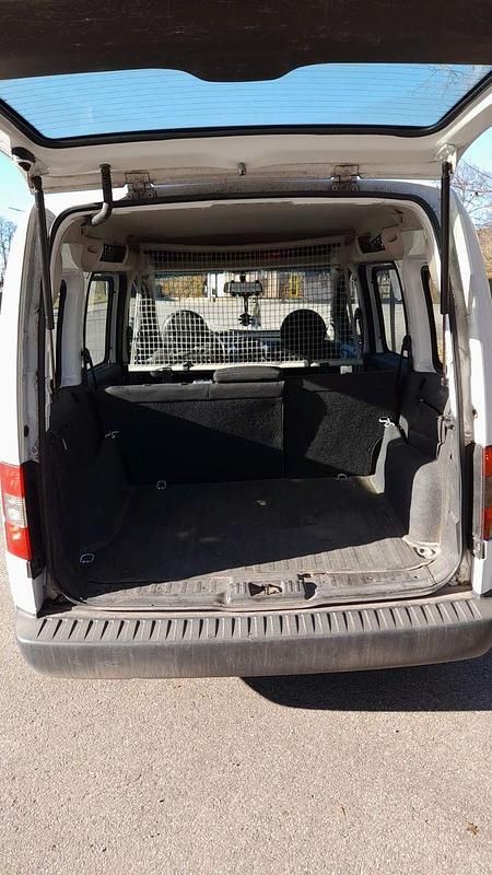 Gebraucht Opel Combo Life 94 PS (69 kW) 2008 Silber Kombi