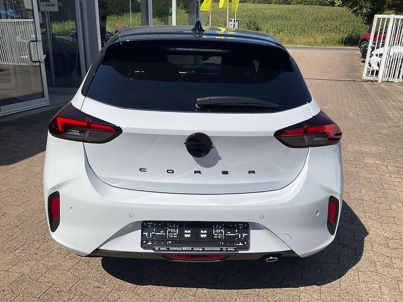 Neu Opel Corsa 101 PS (74 kW) 2025 Weiß Limousine