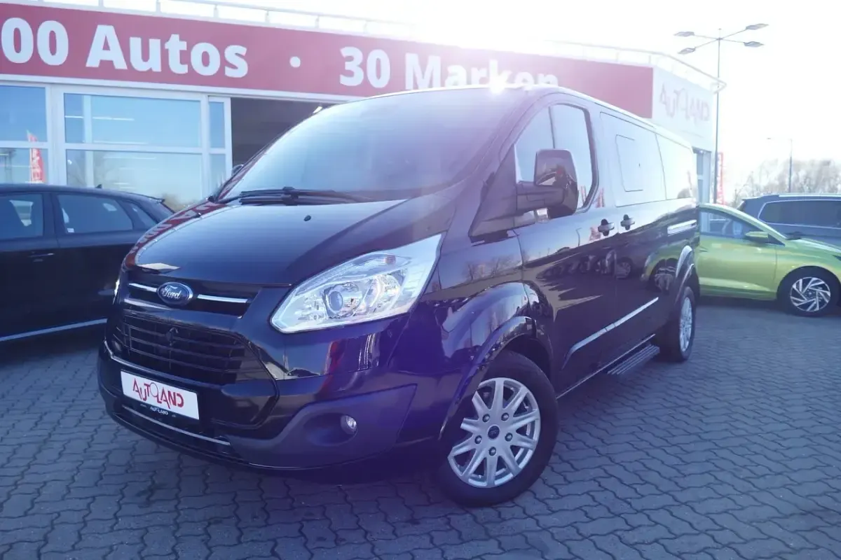 Gebraucht Ford Tourneo Custom 170 PS (125 kW) 2018 Schwarz Van