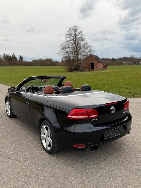 Second-hand VW Eos 211 CP (155 kW) 2012 Negru Cabrio