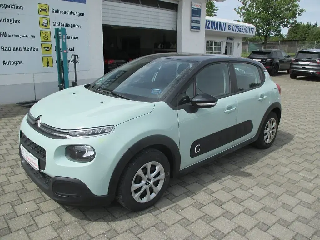 Gebraucht Citroën C3 Feel 82 PS (60 kW) 2017 Grün Limousine