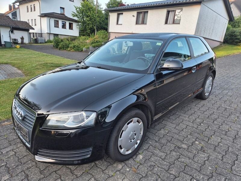 Schwarz Gebraucht 2009 Audi A3 Attraction Coupé | 3.900 € (Guter Preis) - Bild 1/4
