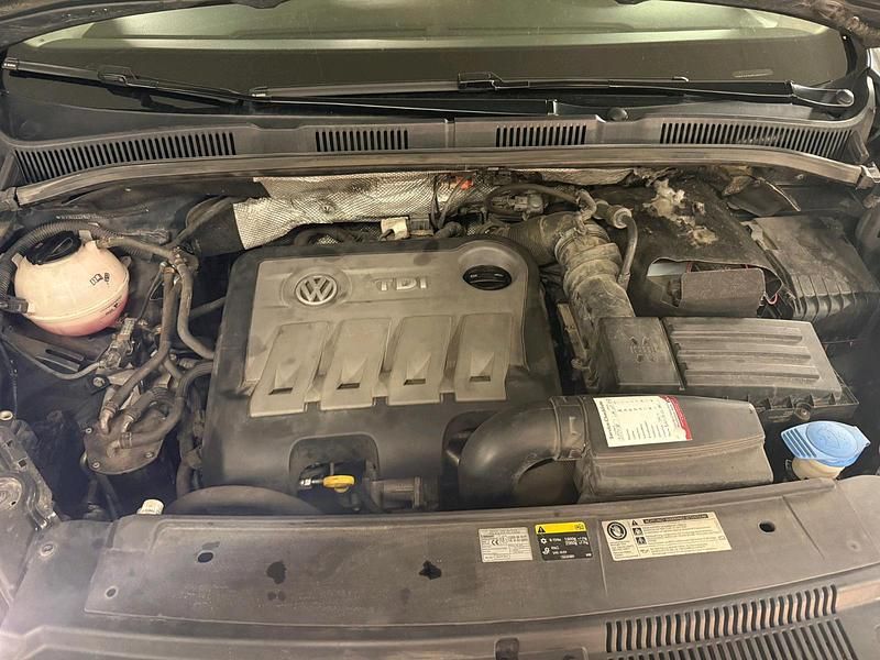 Gebraucht VW Sharan 177 PS (130 kW) 2015 Grau Van / Kleinbus