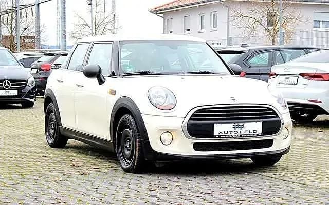 Used Mini ONE 75 HP (55 kW) 2016 White Hatchback