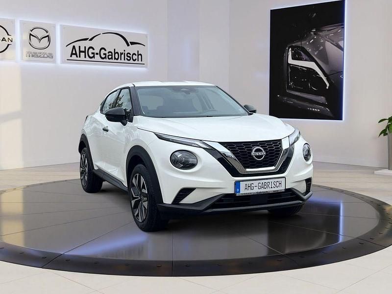 Neu Nissan Juke Acenta 114 PS (83 kW) 2025 Weiß SUV