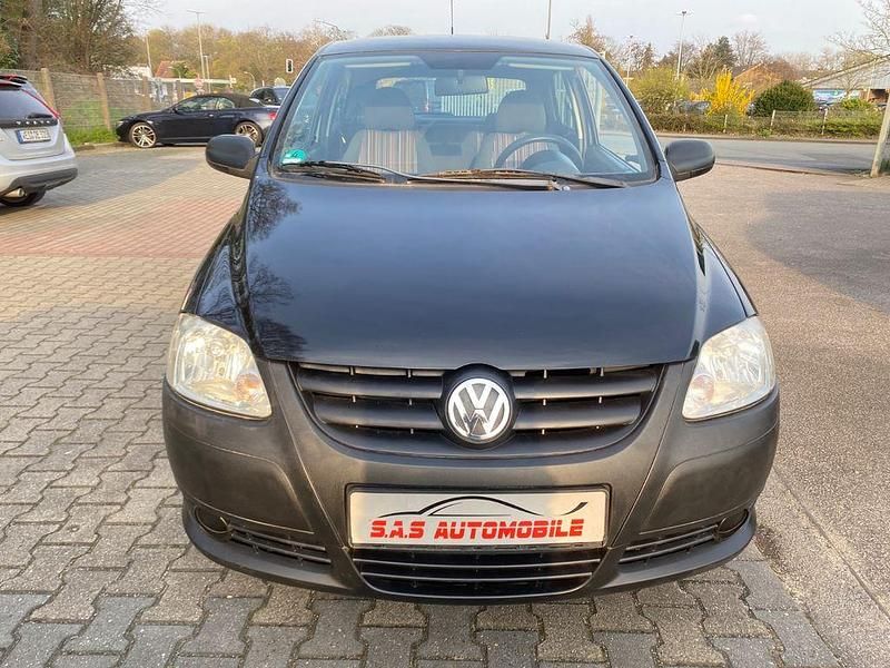 Gebraucht VW Fox 54 PS (39 kW) 2010 Schwarz Kleinwagen