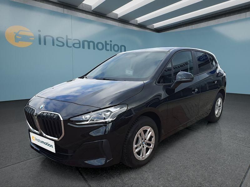 Schwarz Gebraucht 2023 BMW 218 Active Tourer Van / Kleinbus | 27.649 € (Fairer Preis) - Bild 1/4