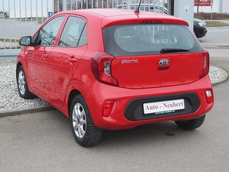 Gebraucht Kia Picanto Edition 7 67 PS (49 kW) 2017 Rot Kleinwagen