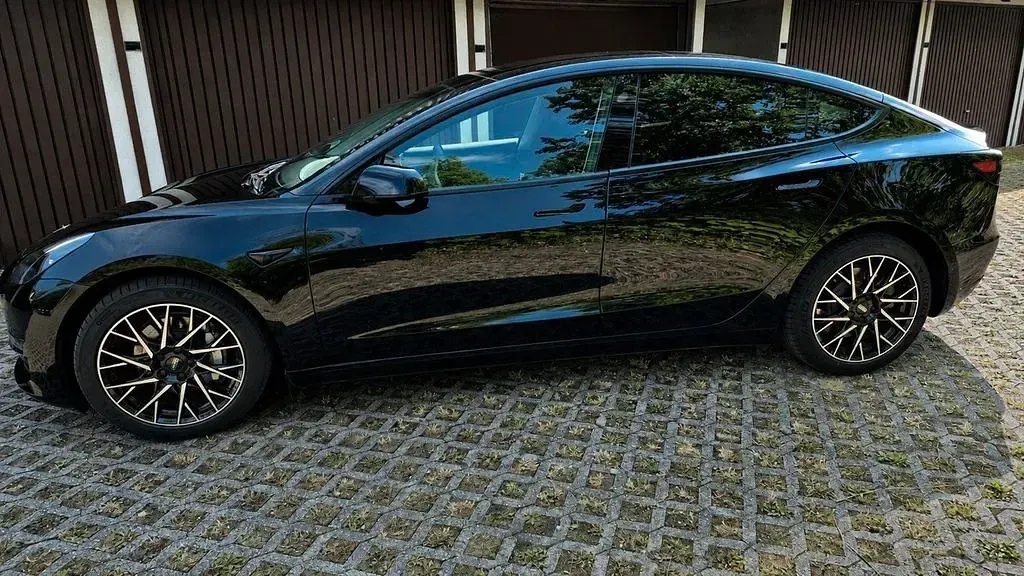 Gebraucht Tesla Model 3 366 kW (498 PS) 2022 Schwarz Limousine