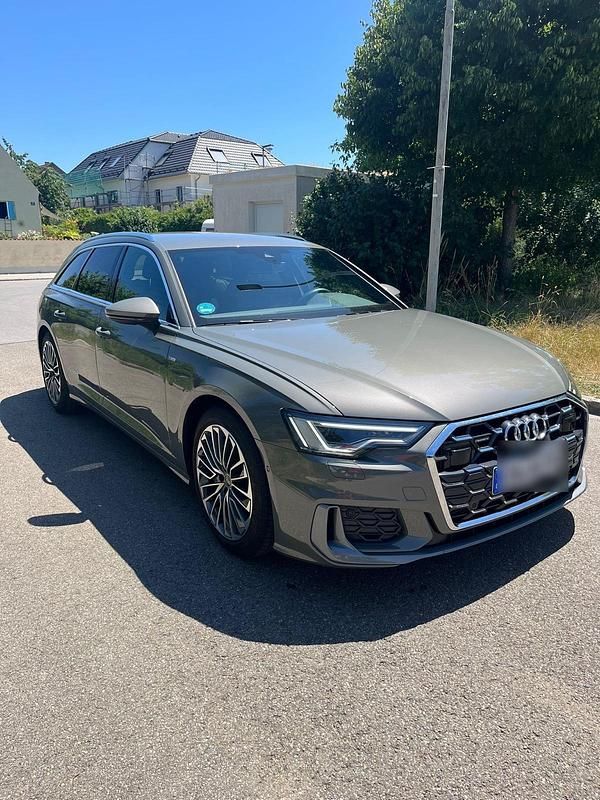 Gebraucht Audi A6 S-Line 299 PS (219 kW) 2024 Grau Kombi
