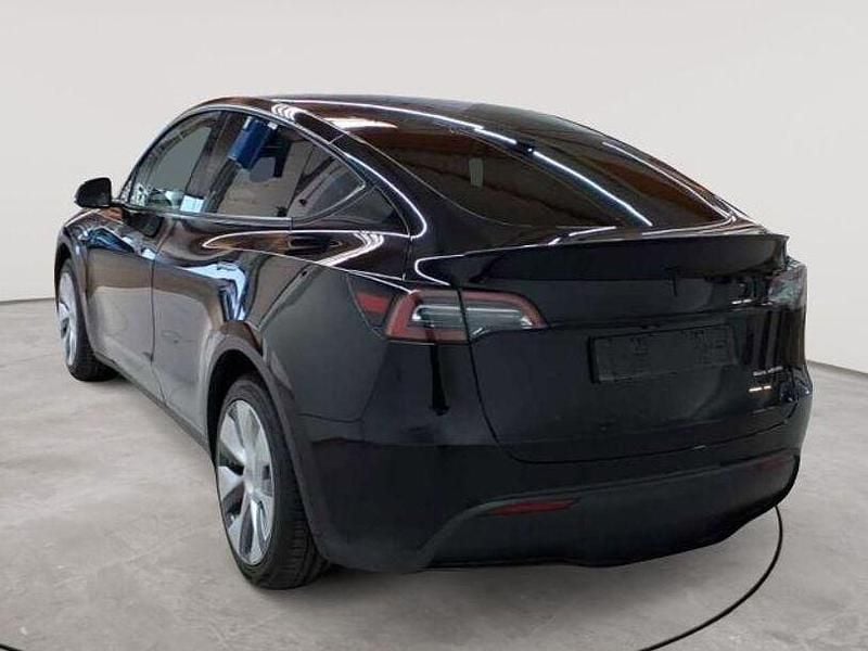 Second-hand Tesla Model Y 378 kW (514 CP) 2022 Negru SUV