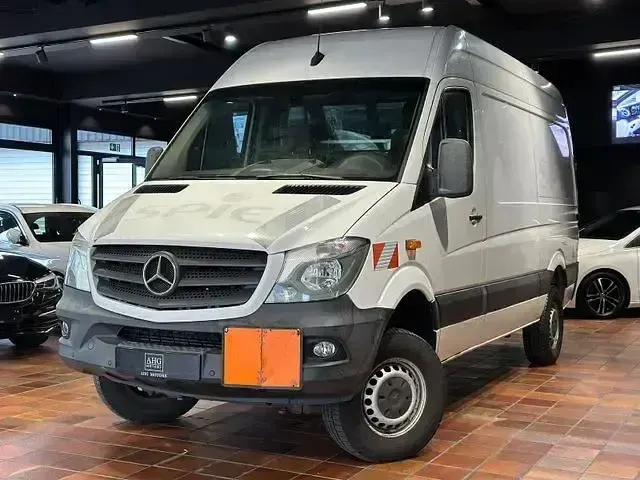 Gebraucht Mercedes Sprinter 163 PS (119 kW) 2018 Weiß Van