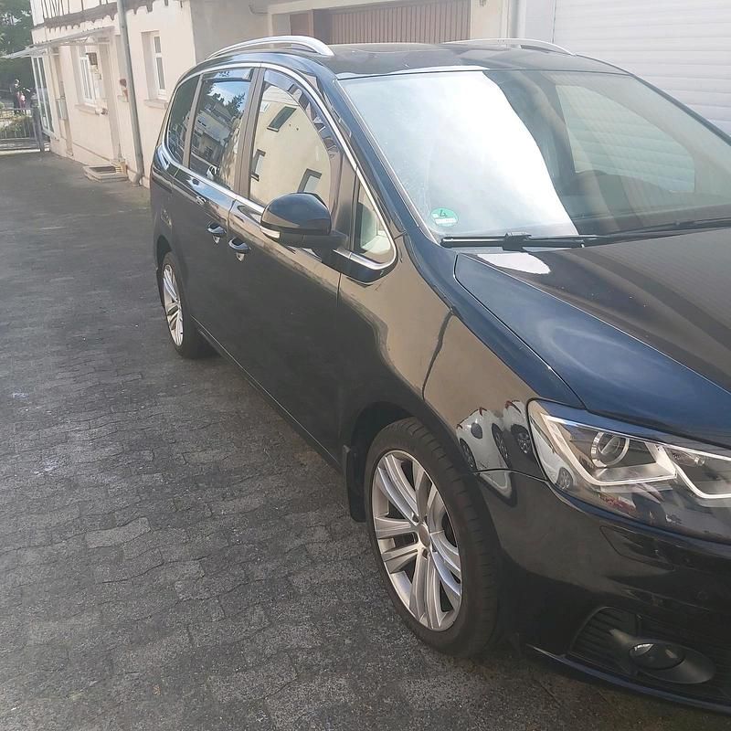 Schwarz Gebraucht 2015 Seat Alhambra Style Van / Kleinbus | 12.850 € (Guter Preis) - Bild 1/4
