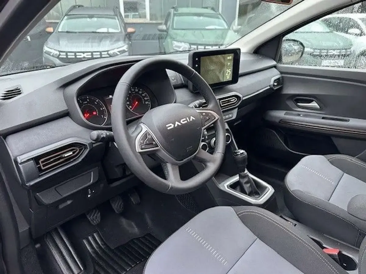 Neu Dacia Jogger Extreme 110 PS (80 kW) 2025 Schwarz Van / Kleinbus