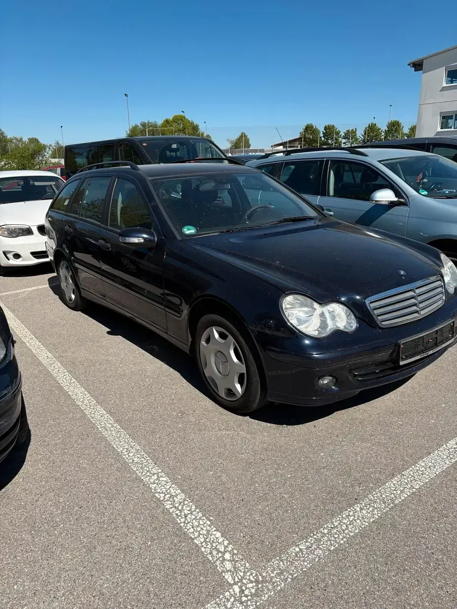Gebraucht Mercedes C180 143 PS (105 kW) 2006 Blau Kombi