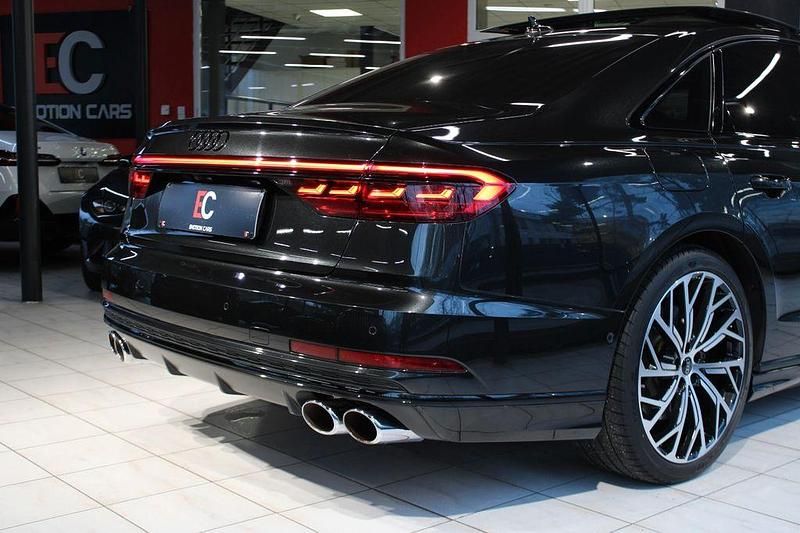 Gebraucht Audi S8 Sport 571 PS (419 kW) 2021 Grau Limousine