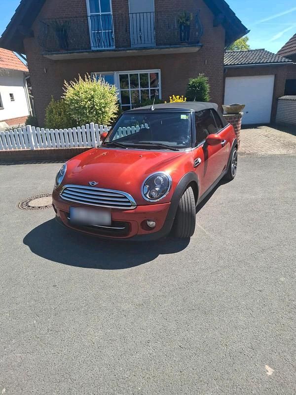 Gebraucht Mini Cooper Cabriolet 122 PS (89 kW) 2012 Orange Cabrio